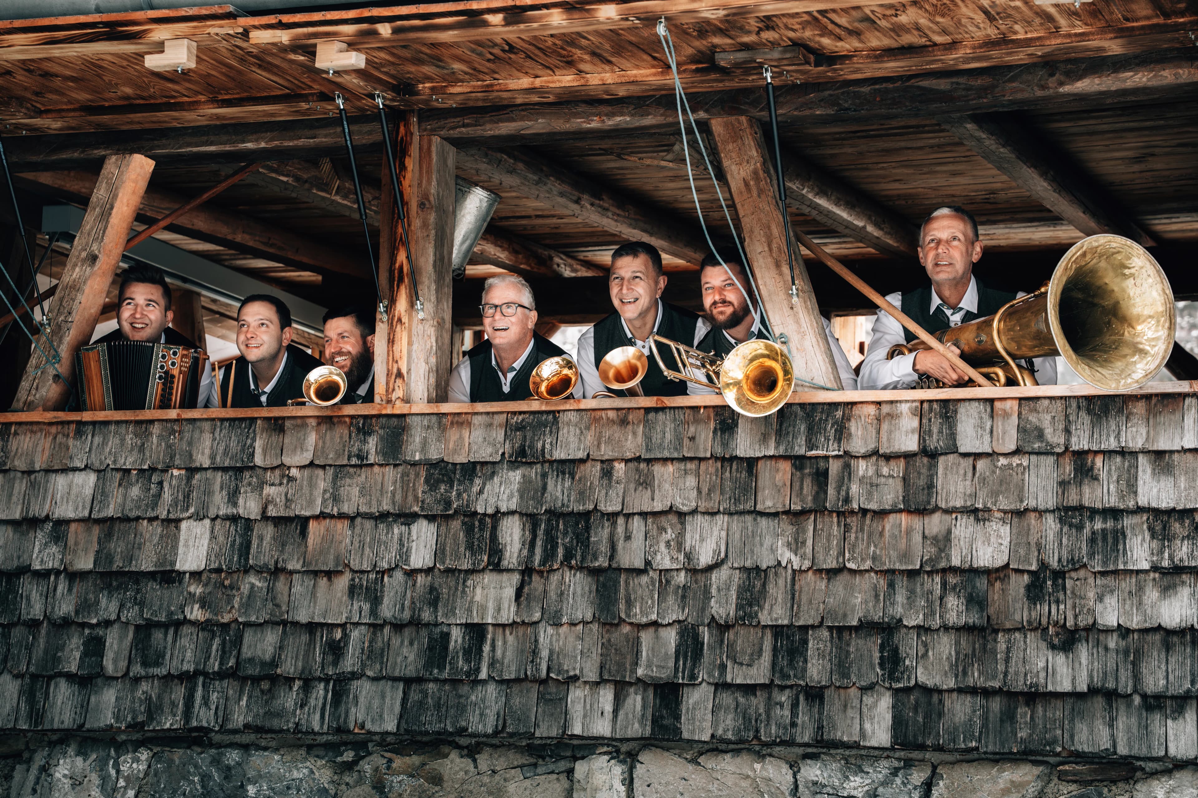 d' kloa Partie am Balkon